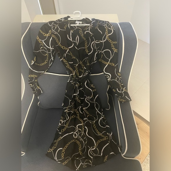 Witchery Dress - Picture 3 of 3